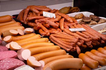 wurst-koenig_wurstfachgeschaeft-und-imbiss_theke_01